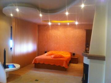 Фотографии Гостевой дом Pensiunea Red Rose Apartments г. Тимишоара (Румыния) №1 Фото Гостевой дом Pensiunea Red Rose Apartments г. Тимишоара 1