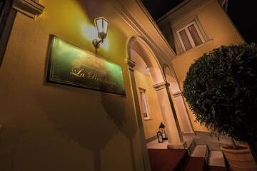 Фотографии Отель Hotel La Residenza г. Тимишоара (Румыния) №1 Фото Отель Hotel La Residenza г. Тимишоара 1