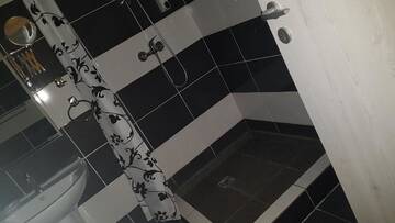 Фото номера Четырехместный номер Гостевой дом B&amp;B Casa Italia г. Тимишоара 4