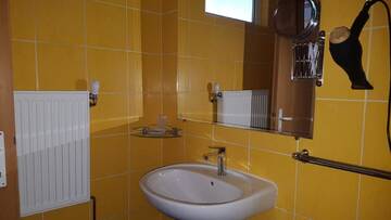 Фото номера Трехместный номер Делюкс Гостевой дом B&amp;B Casa Italia г. Тимишоара 5