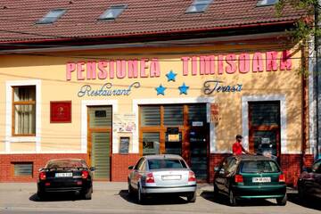 Фото Гостевой дом Pensiunea Timişoara г. Тимишоара 1