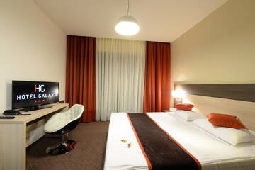 Фото номера Двухместный номер с 1 кроватью Отель Hotel Galaxy г. Тимишоара 4