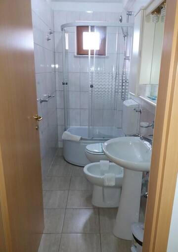 Фото номера Двухместный номер с 1 кроватью Отель Hotel Veneto г. Тимишоара 2