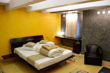 Фото номера Двухместный номер с 1 кроватью Отель Do Stil Boutique Hotel г. Тимишоара 2
