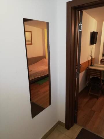 Фото номера Одноместный номер Гостевой дом Arthouse Lucrezia г. Тимишоара 6