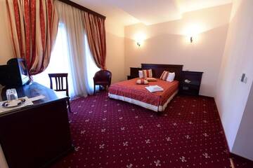 Фото номера Двухместный номер с 1 кроватью Отель Hotel Imperial Premium г. Тимишоара 7