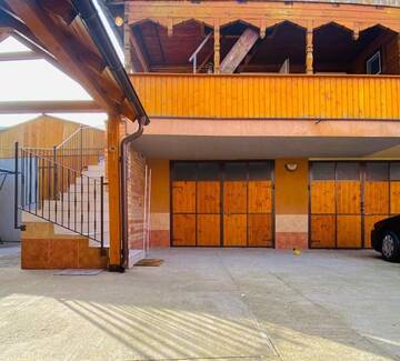 Фото номера Дом с 1 спальней Дома для отпуска Wooden House г. Тимишоара 43