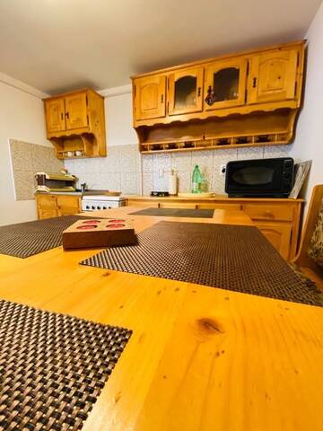 Фото номера Дом с 1 спальней Дома для отпуска Wooden House г. Тимишоара 13
