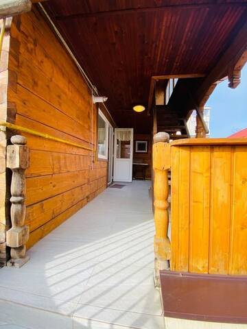 Фото номера Дом с 1 спальней Дома для отпуска Wooden House г. Тимишоара 17