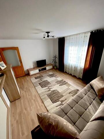 Фото номера Дом с 1 спальней Дома для отпуска Wooden House г. Тимишоара 7