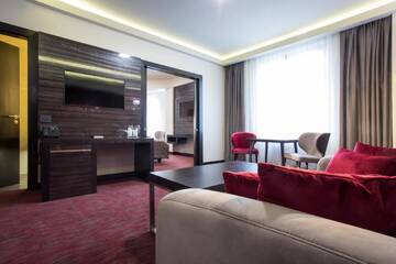 Фото номера Апартаменты Делюкс Отель Old Town Hotel г. Тимишоара 5