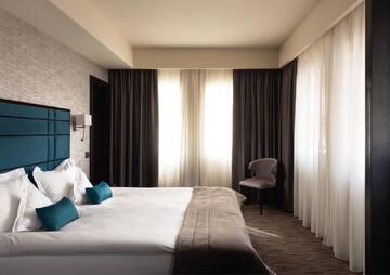 Фото номера Апартаменты Делюкс Отель Old Town Hotel г. Тимишоара 8