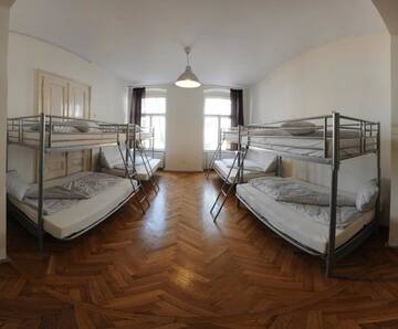 Фото Хостелы Hostel Cornel г. Тимишоара 5