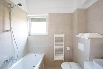 Фото номера Апартаменты с 1 спальней Апарт-отели 1Hotels г. Тимишоара 8