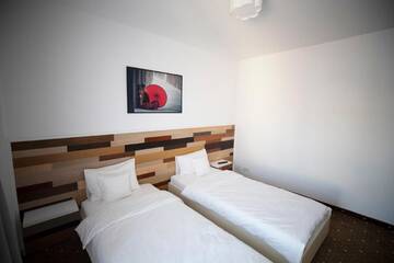 Фото номера Двухместный номер с 1 кроватью Апарт-отели 1Hotels г. Тимишоара 7