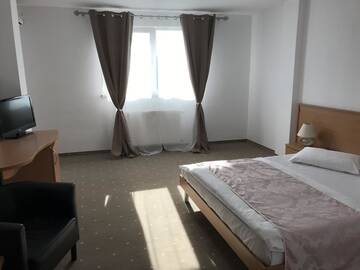 Фото номера Стандартный двухместный номер с 1 кроватью Отель Hotel Vandia г. Тимишоара 10