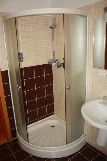 Фото номера Стандартный двухместный номер с 2 отдельными кроватями Отель Hotel Vandia г. Тимишоара 11