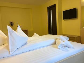 Фото Отель Hotel Larissa г. Тимишоара 4