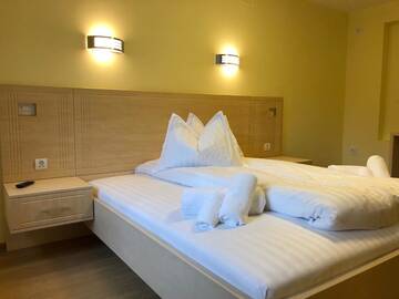 Фото Отель Hotel Larissa г. Тимишоара 2