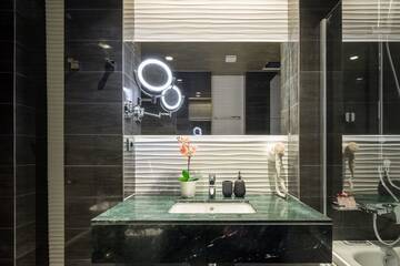 Фото номера Улучшенные апартаменты Отель Hotel Continental г. Тимишоара 9