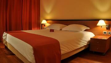 Фото номера Двухместный номер с 1 кроватью Отель Hotel Continental г. Тимишоара 2