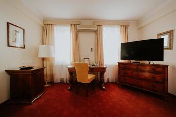 Фото номера Апартаменты с 1 спальней Отель Hotel La Residenza г. Тимишоара 6