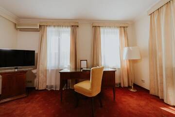 Фото номера Люкс Отель Hotel La Residenza г. Тимишоара 4