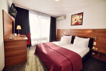 Фото номера Двухместный номер с 1 кроватью Отель Hotel President г. Тимишоара 3