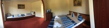 Фото номера Люкс с балконом Отель Hotel Le Baron г. Тимишоара 7