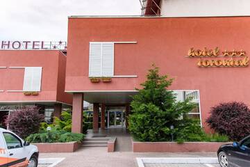 Фото Отель Hotel Torontal г. Тимишоара 3