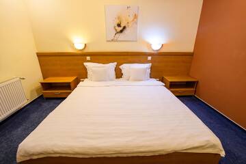 Фото номера Апартаменты с 1 спальней Отель Hotel Torontal г. Тимишоара 2