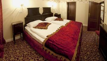 Фото номера Апартаменты с видом на бассейн Отель Hotel Boutique Casa del Sole г. Тимишоара 2