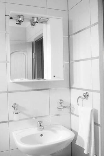 Фото номера Двухместный номер с 1 кроватью или 2 отдельными кроватями Отель Hotel Pacific г. Тимишоара 7