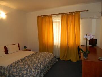 Фото номера Стандартный двухместный номер с 1 кроватью Отель Hotel Adriatico г. Тимишоара 11