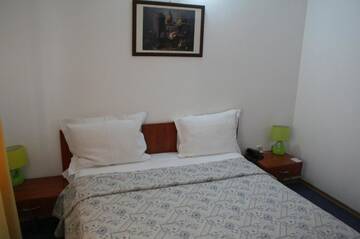 Фото номера Стандартный одноместный номер Отель Hotel Adriatico г. Тимишоара 6