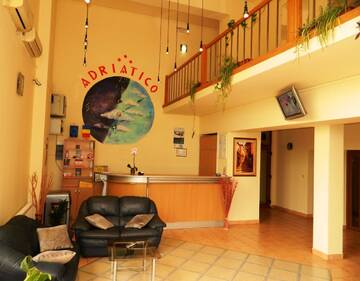 Фото Отель Hotel Adriatico г. Тимишоара 1