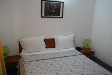 Фото номера Стандартный одноместный номер Отель Hotel Adriatico г. Тимишоара 4