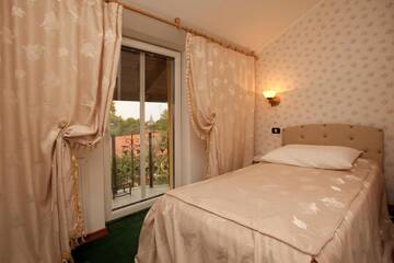 Фото Гостевой дом Pension Dinu Residence г. Тимишоара 3